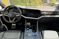 Volkswagen Touareg din 2024 cu 16.850 km - oferta VOL171225 - foto 22
