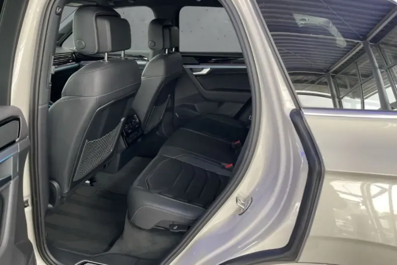Volkswagen Touareg din 2025 cu 24.868 km - oferta VOL171226 - foto 8