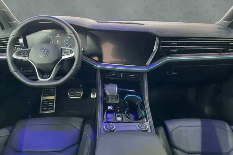 Volkswagen Touareg din 2025 cu 24.868 km - oferta VOL171226 - foto 9