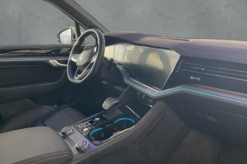 Volkswagen Touareg din 2025 cu 24.868 km - oferta VOL171226 - foto 13