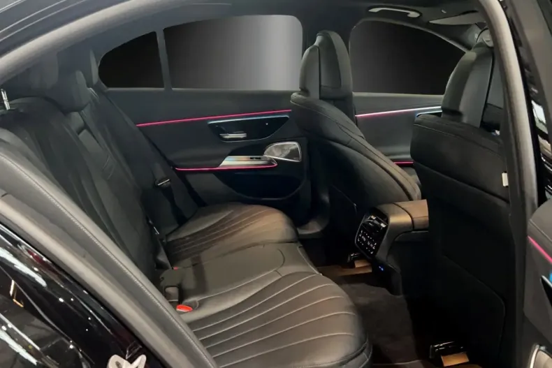 Mercedes-Benz E 400 din 2023 cu 23.589 km - oferta MER171251 - foto 10