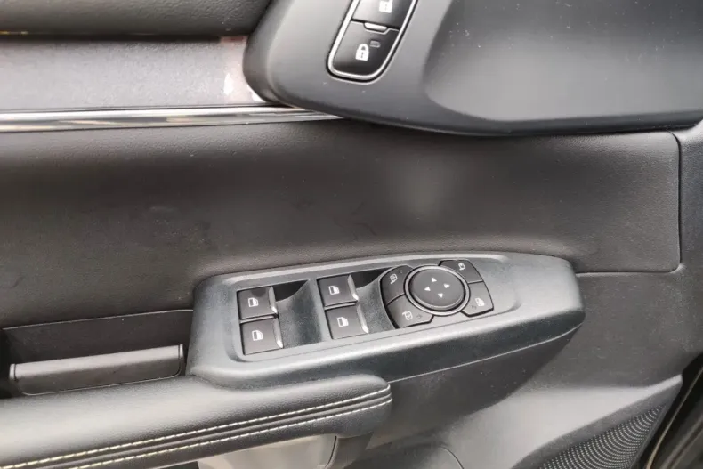 Ford Ranger din 2024 cu 37.800 km - oferta FOR171270 - foto 12