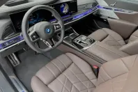 BMW i7 din 2023 cu 9.713 km - oferta BMW171280 - foto 13