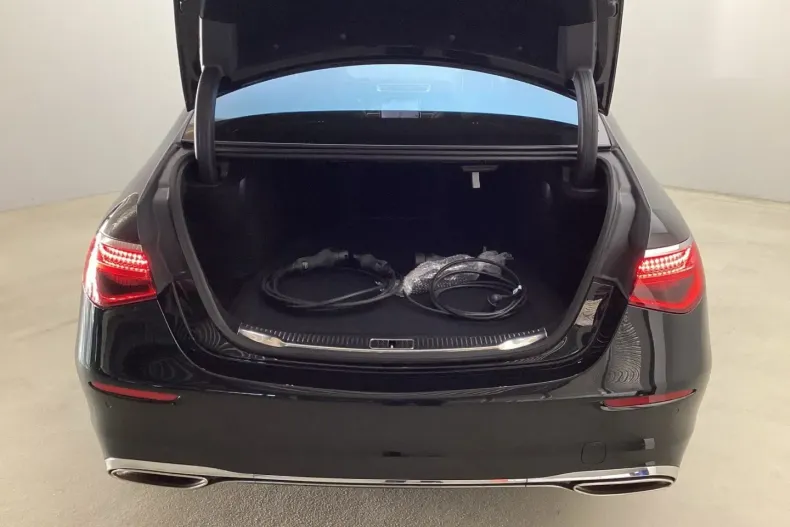 Mercedes-Benz S 580 din 2022 cu 73.774 km - oferta MER171282 - foto 21