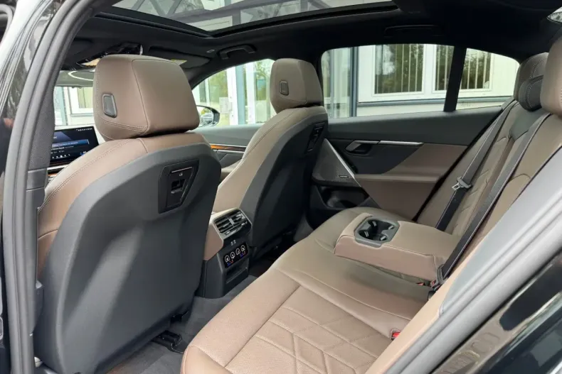 BMW 530 din 2025 cu 6.300 km - oferta BMW171283 - foto 20