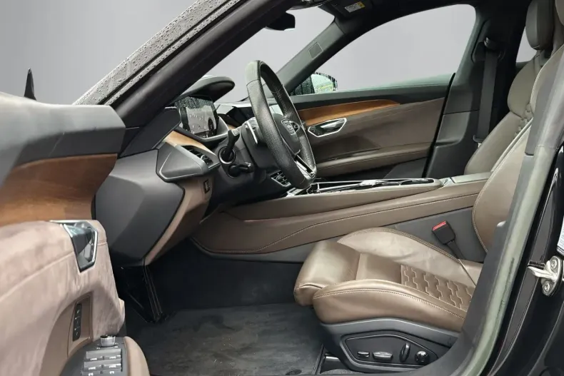 Audi e-tron GT din 2022 cu 44.127 km - oferta AUD171287 - foto 7