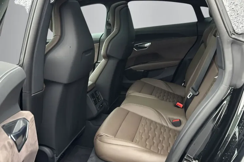 Audi e-tron GT din 2022 cu 44.127 km - oferta AUD171287 - foto 15