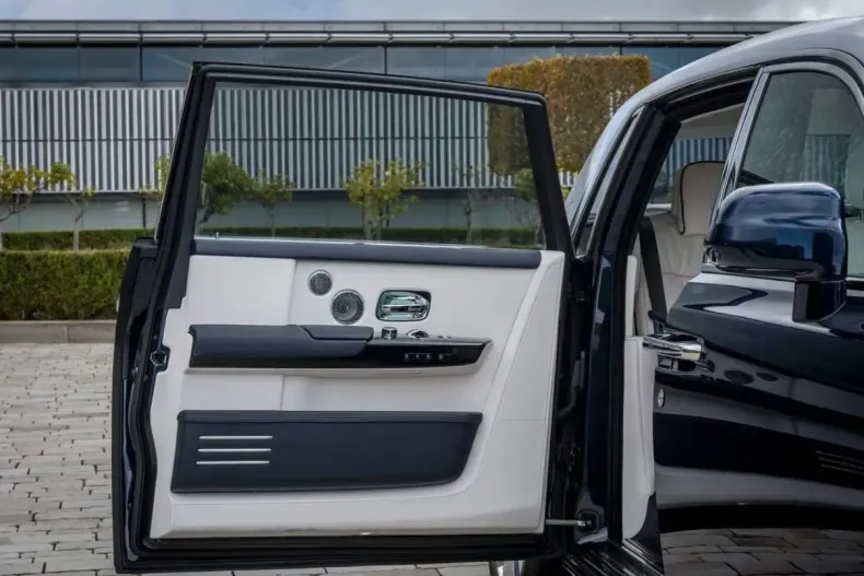 Rolls-Royce Phantom din 2021 cu 16.900 km - oferta ROL171292 - foto 10