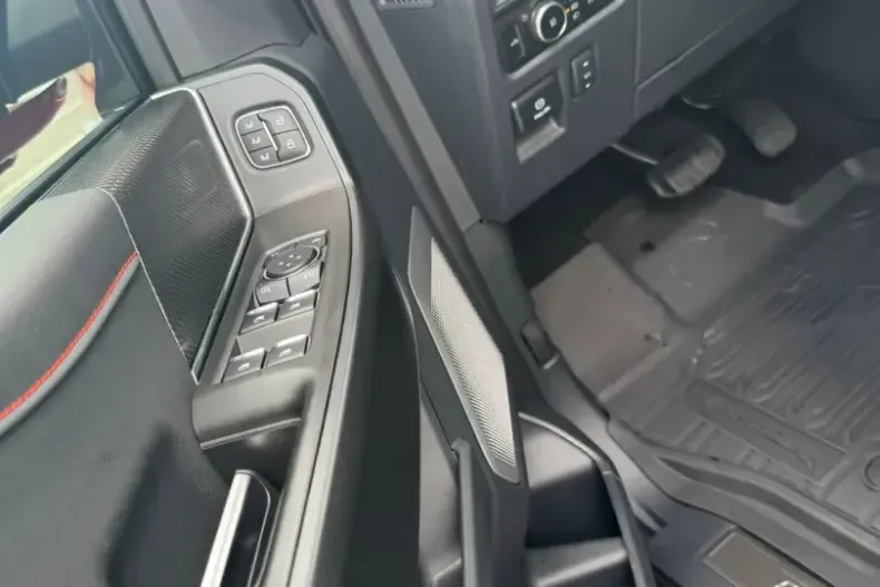 Ford F 150 din 2025 cu 5.000 km - oferta FOR171296 - foto 7