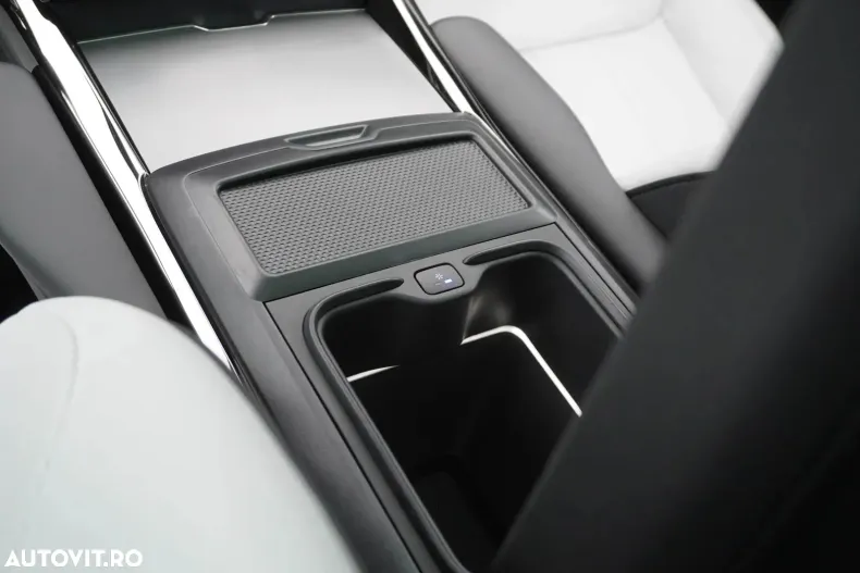 Land Rover Range Rover Sport din 2023 cu 56.686 km - oferta LAN171301 - foto 23