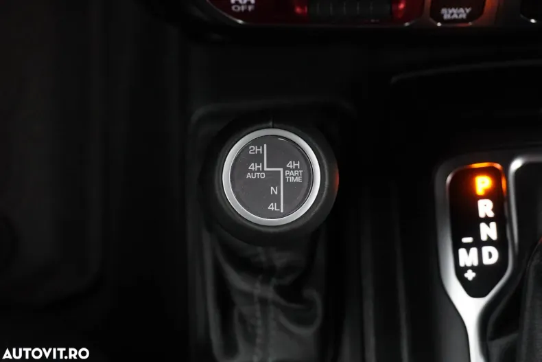 Jeep Wrangler din 2024 cu 15.326 km - oferta JEE171302 - foto 17