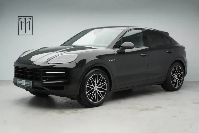 Porsche Cayenne Coupe din 2025 cu 4.033 km - oferta POR171303 - foto 1