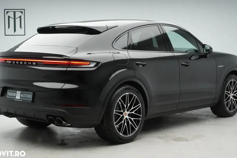 Porsche Cayenne Coupe din 2025 cu 4.033 km - oferta POR171303 - foto 6