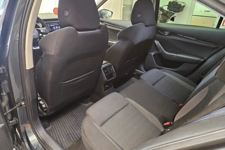 Skoda Octavia din 2021 cu 46.500 km - oferta SKO171308 - foto 10