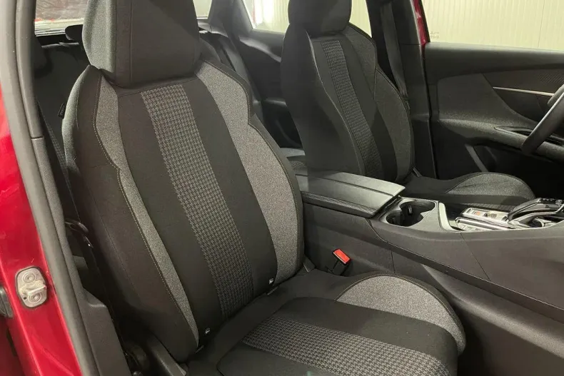 Peugeot 3008 din 2022 cu 123.902 km - oferta PEU171318 - foto 9