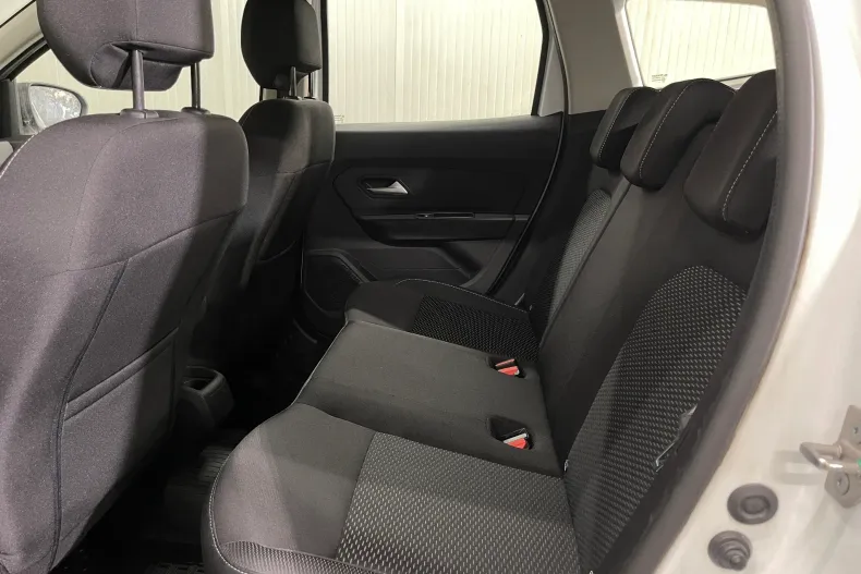 Dacia Duster din 2020 cu 90.449 km - oferta DAC171323 - foto 9