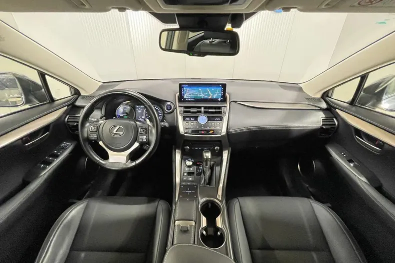 Lexus Seria NX din 2021 cu 130.365 km - oferta LEX171324 - foto 7