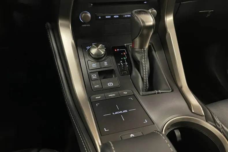 Lexus Seria NX din 2021 cu 130.365 km - oferta LEX171324 - foto 19