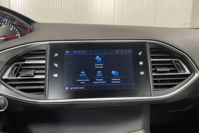 Peugeot 308 din 2020 cu 136.772 km - oferta PEU171325 - foto 17