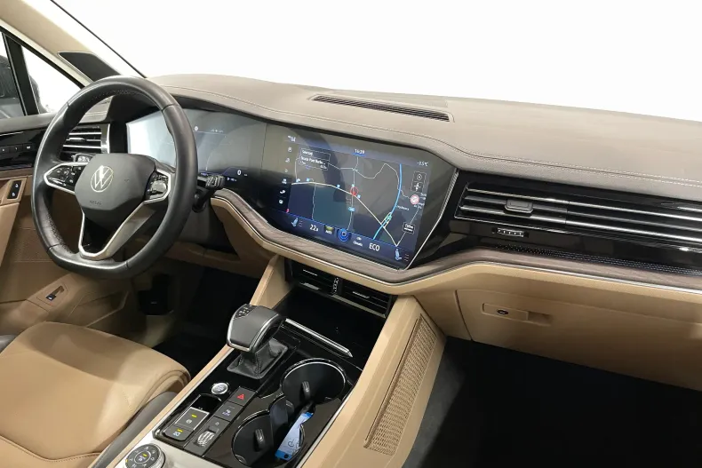 Volkswagen Touareg din 2021 cu 95.507 km - oferta VOL171328 - foto 8