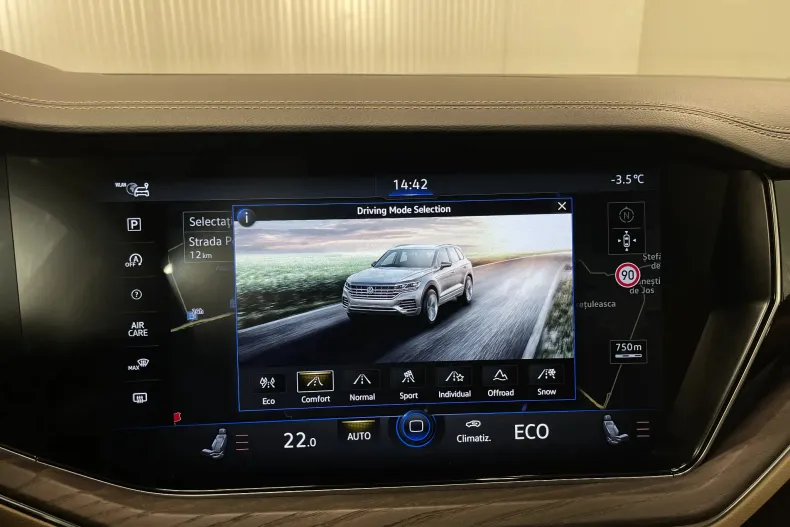 Volkswagen Touareg din 2021 cu 95.507 km - oferta VOL171328 - foto 14