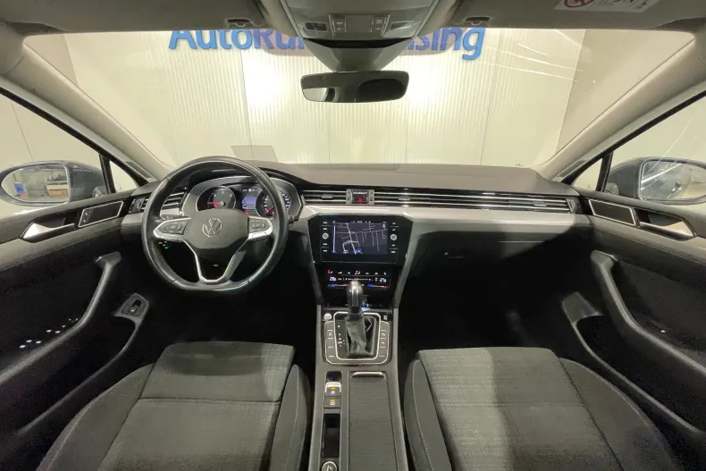 Volkswagen Passat din 2021 cu 50.260 km - oferta VOL171329 - foto 7