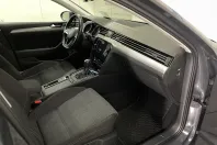 Volkswagen Passat din 2021 cu 50.260 km - oferta VOL171329 - foto 9