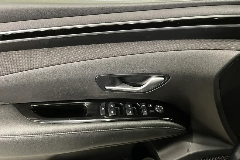 Hyundai TUCSON din 2021 cu 128.983 km - oferta HYU171330 - foto 23