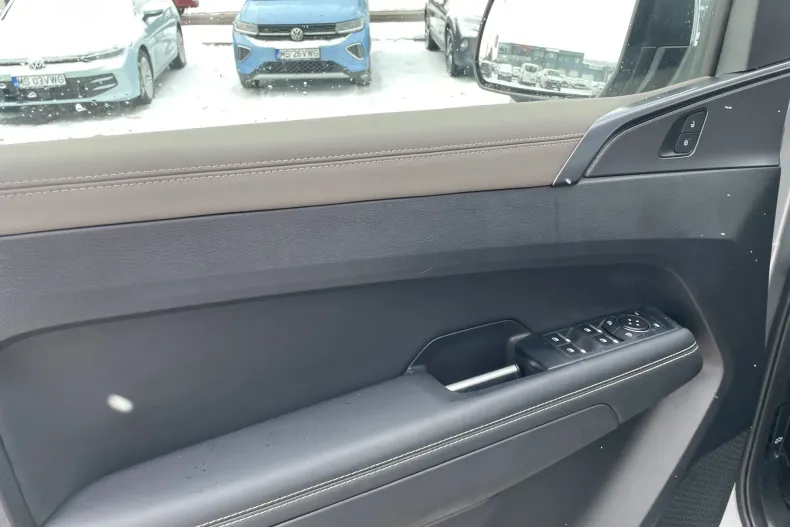 Volkswagen Amarok din 2024 cu 3.508 km - oferta VOL171332 - foto 10