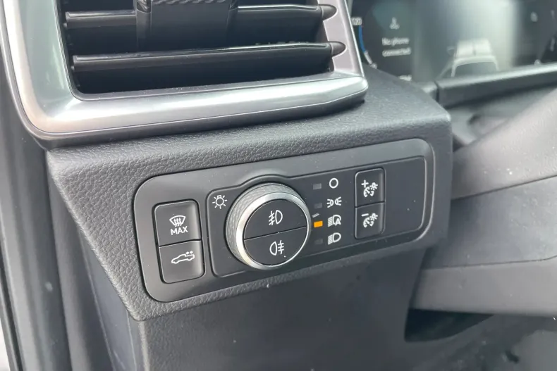 Volkswagen Amarok din 2024 cu 3.508 km - oferta VOL171332 - foto 12