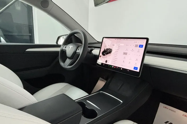 Tesla Model Y din 2024 cu 37.000 km - oferta TES171336 - foto 8
