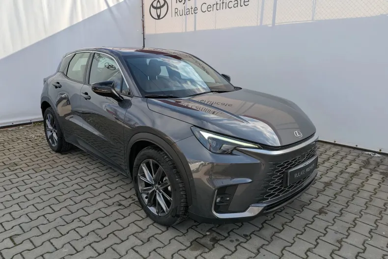 Lexus LBX din 2024 cu 850 km - oferta LEX171339 - foto 3