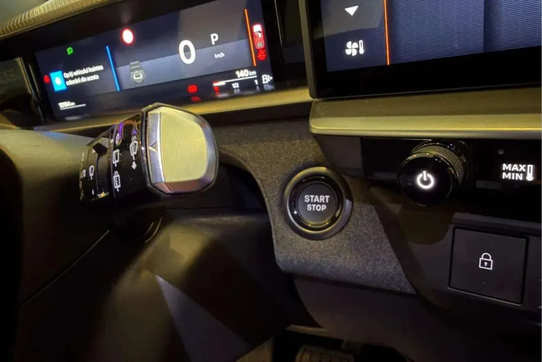 Opel Grandland din 2024 cu 10.193 km - oferta OPE171341 - foto 19