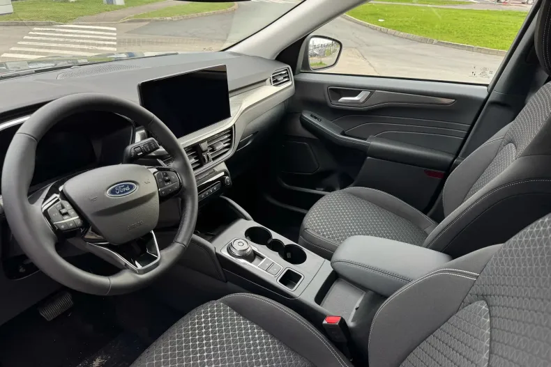 Ford Kuga din 2024 cu 2 km - oferta FOR171347 - foto 9