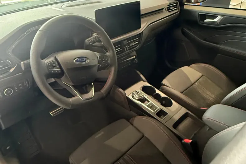 Ford Kuga din 2024 cu 5 km - oferta FOR171349 - foto 8