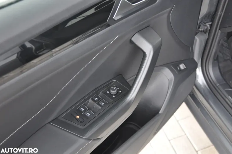 Volkswagen T-Roc din 2025 cu 24.008 km - oferta VOL171353 - foto 11