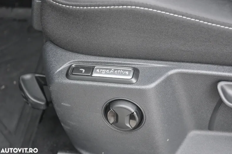 Volkswagen T-Roc din 2025 cu 24.008 km - oferta VOL171353 - foto 14