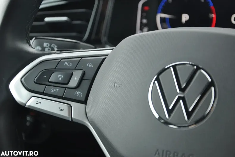 Volkswagen T-Roc din 2025 cu 24.008 km - oferta VOL171353 - foto 15
