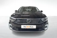 Volkswagen Passat din 2021 cu 69.596 km - oferta VOL171354 - foto 8