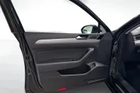 Volkswagen Passat din 2021 cu 69.596 km - oferta VOL171354 - foto 13