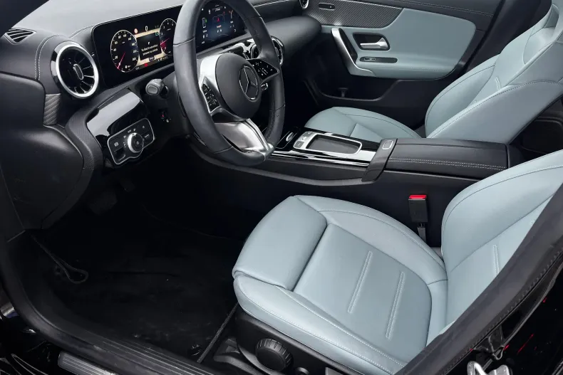 Mercedes-Benz CLA din 2024 cu 9.201 km - oferta MER171358 - foto 9