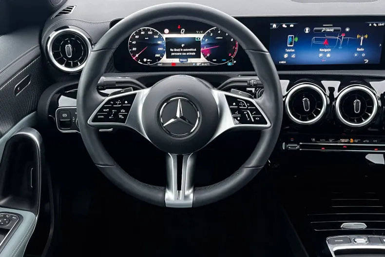 Mercedes-Benz CLA din 2024 cu 9.201 km - oferta MER171358 - foto 12