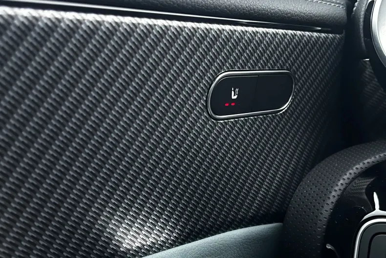 Mercedes-Benz CLA din 2024 cu 9.201 km - oferta MER171358 - foto 18