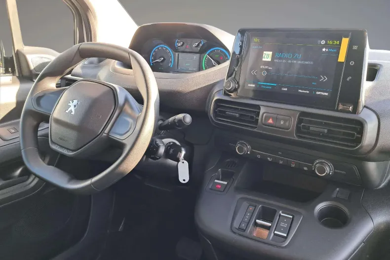 Peugeot Partner din 2023 cu 7.300 km - oferta PEU171360 - foto 12