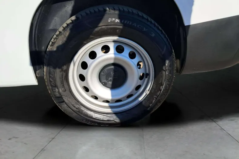 Peugeot Partner din 2023 cu 7.300 km - oferta PEU171360 - foto 18