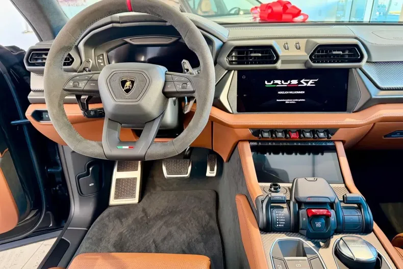 Lamborghini Urus din 2026 cu 10 km - oferta LAM171369 - foto 6