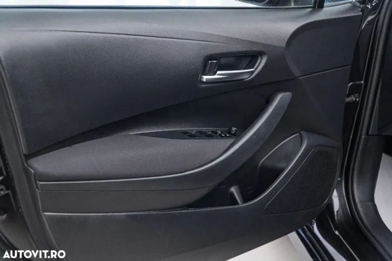 Toyota Corolla din 2022 cu 100.000 km - oferta TOY171373 - foto 21