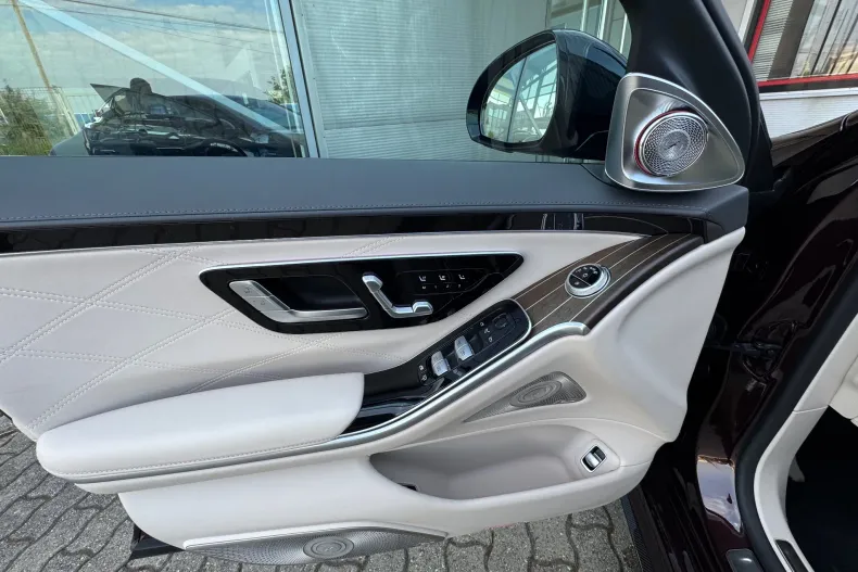 Mercedes-Benz S din 2023 cu 19.400 km - oferta MER171379 - foto 24