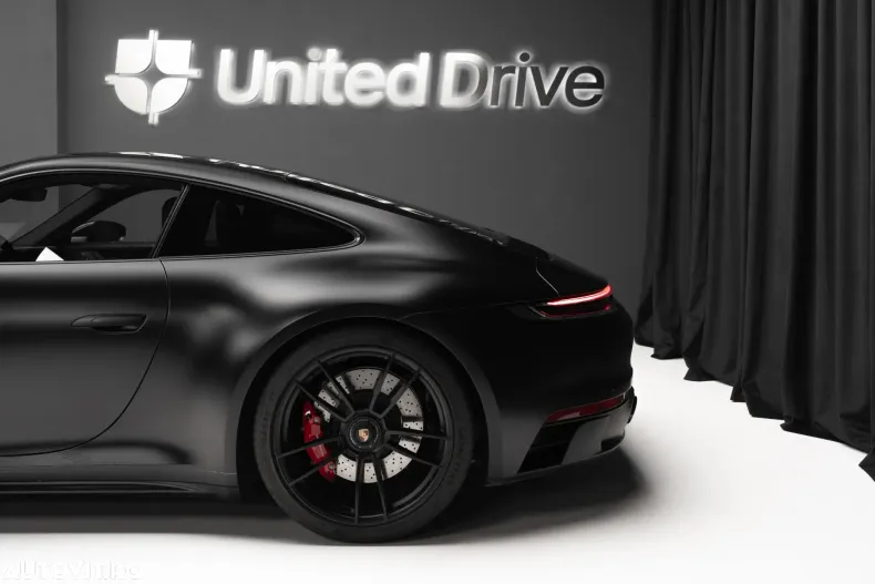 Porsche 911 din 2021 cu 10.000 km - oferta POR171381 - foto 4