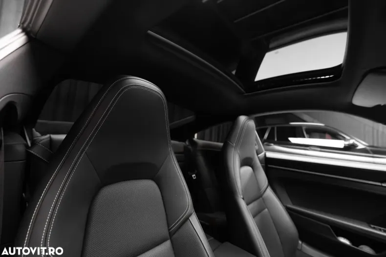 Porsche 911 din 2021 cu 10.000 km - oferta POR171381 - foto 14